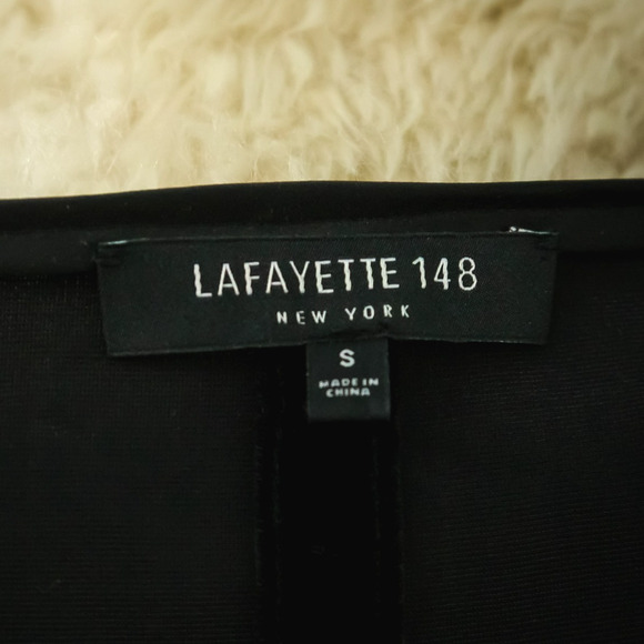 Lafayette 148 Size Small S Black Velvet Roslin Scoop 3/4 Bell Sleeve Silk Top - Picture 5 of 7